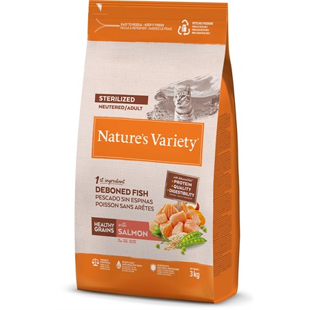 Nature's Variety Cat Healthy Grain Sterilised Salmone 3kg in Gatti